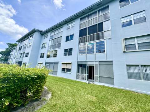 12600 SW 5th Court #109L, Pembroke Pines FL - photo 24 of 29