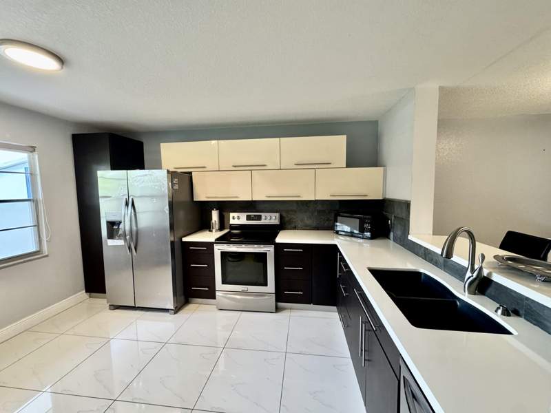2 bedroom Condominium at 12600 SW 5th Court #109L, Buckingham East At Century, Pembroke Pines — photo 4