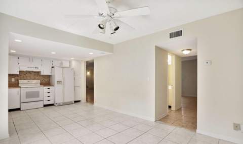 3056 Riverside Drive #c6, Coral Springs FL - photo 13 of 32