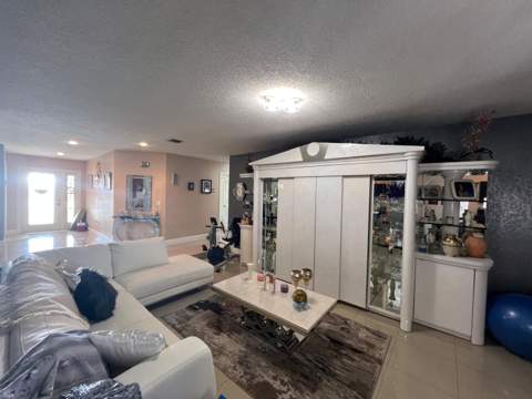 9380 Calliandra Drive, Boynton Beach FL - photo 8 of 28