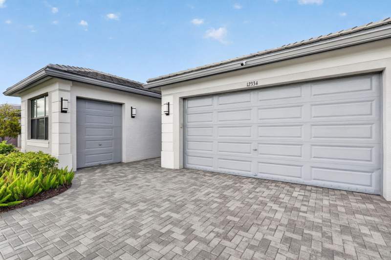 4 bedroom Single Family Residence at 12334 SW Laguna Reef Drive, Riverland Parcel B - Plat Five, Port St. Lucie — photo 5