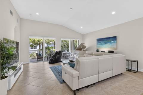 7502 Orchid Hammock Drive, West Palm Beach FL - photo 10 of 51