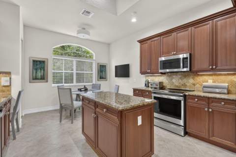 7502 Orchid Hammock Drive, West Palm Beach FL - photo 14 of 51