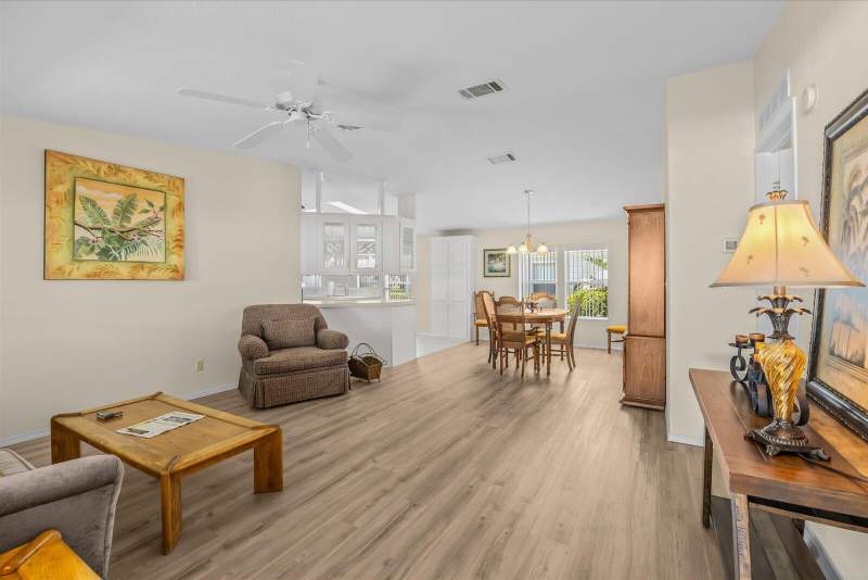 3 bedroom Manufactured Home at 3733 Pendula Circle, The Preserve At Savanna Club, Port St. Lucie — photo 3