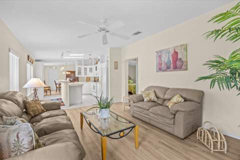 3733 Pendula Circle, Port St. Lucie FL - photo 14 of 51