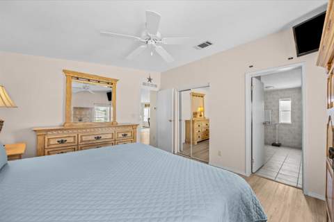 3733 Pendula Circle, Port St. Lucie FL - photo 16 of 51
