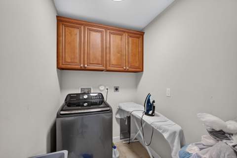 1016 Cheryl Road, Haverhill FL - photo 9 of 68