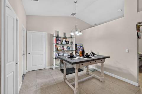 1016 Cheryl Road, Haverhill FL - photo 11 of 68