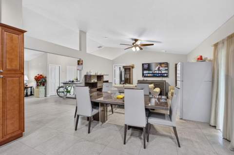 1016 Cheryl Road, Haverhill FL - photo 20 of 68