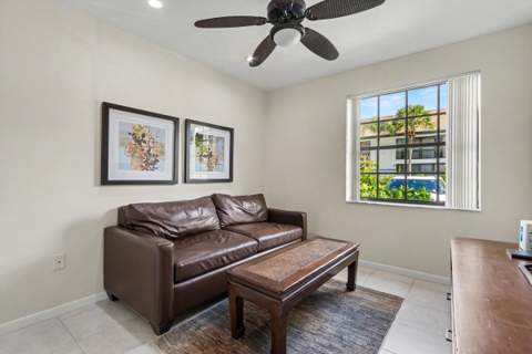 5136 Floria Drive #H, Boynton Beach FL - photo 21 of 37