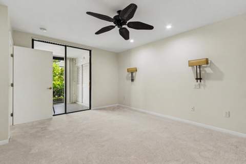 5136 Floria Drive #H, Boynton Beach FL - photo 13 of 37