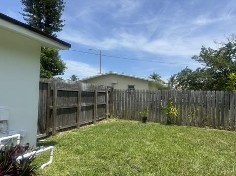 1320 NW 19th Street, Fort Lauderdale FL - photo 24 of 30