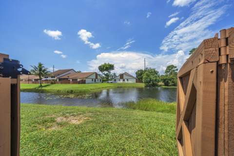 1020 Parkside Green Drive #A, Greenacres FL - photo 21 of 55