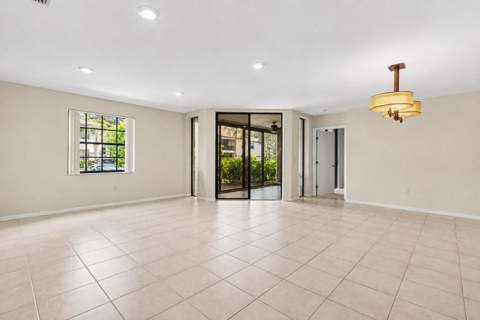 5136 Floria Drive #H, Boynton Beach FL - photo 6 of 37