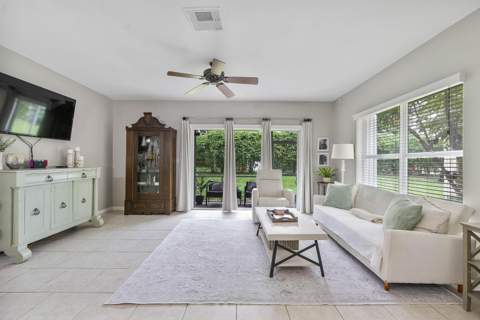13804 Creston Place, Wellington FL - photo 6 of 48
