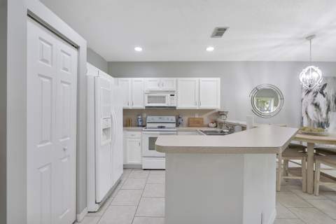 13804 Creston Place, Wellington FL - photo 13 of 48