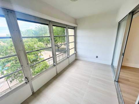 6000 NW 64th Avenue #303, Tamarac FL - photo 15 of 22