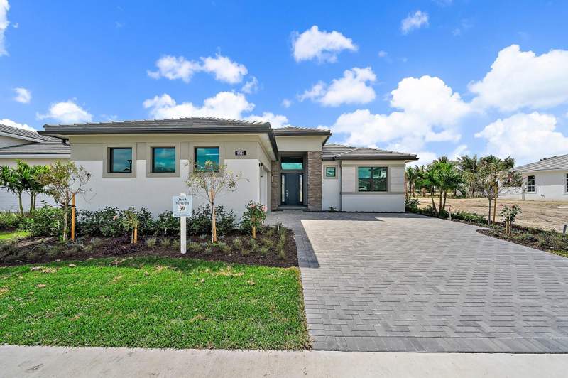 3 bedroom Single Family Residence at 9513 St Germain Drive, L'Ambiance at Avenir, Palm Beach Gardens — photo 2