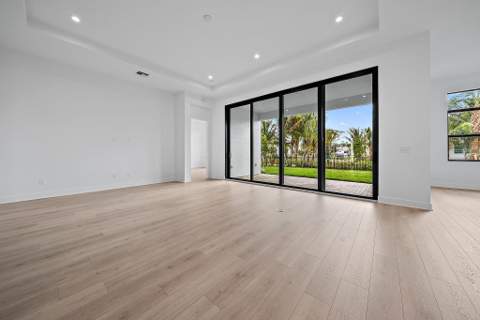 9513 St Germain Drive, Palm Beach Gardens FL - photo 9 of 52