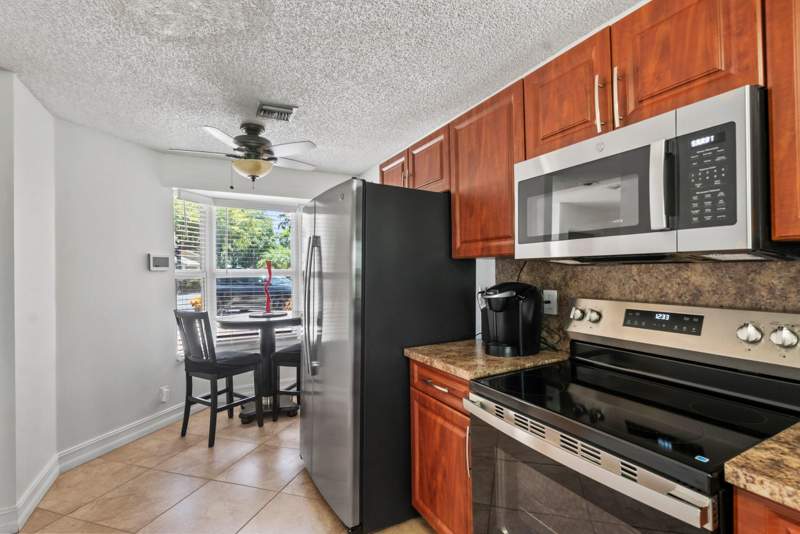 3 bedroom Townhouse at 7127 Woodmont Way #7127, Cypress At Woodmont III, Tamarac — photo 5