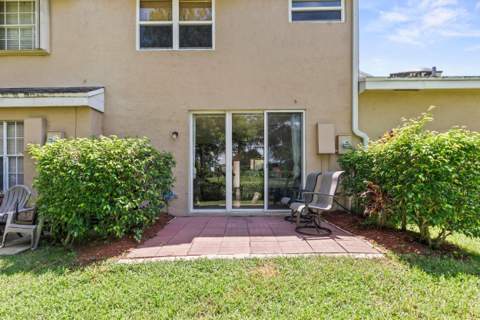 7127 Woodmont Way #7127, Tamarac FL - photo 15 of 34