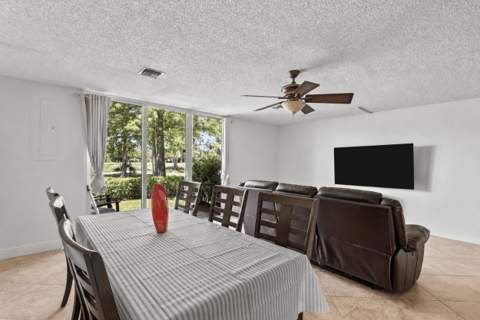 7127 Woodmont Way #7127, Tamarac FL - photo 9 of 34