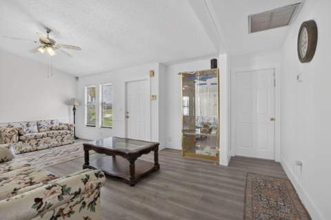 254 La Mancha Avenue, Royal Palm Beach FL - photo 10 of 50