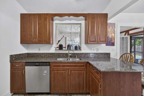 254 La Mancha Avenue, Royal Palm Beach FL - photo 20 of 50