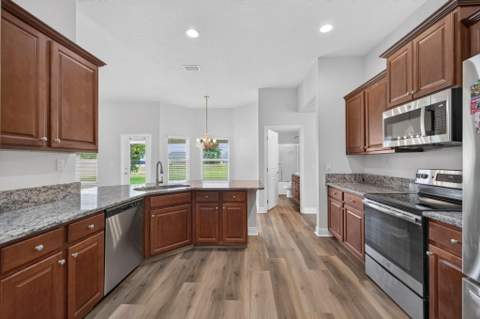 5852 NW Ethel Court, Port St. Lucie FL - photo 10 of 46