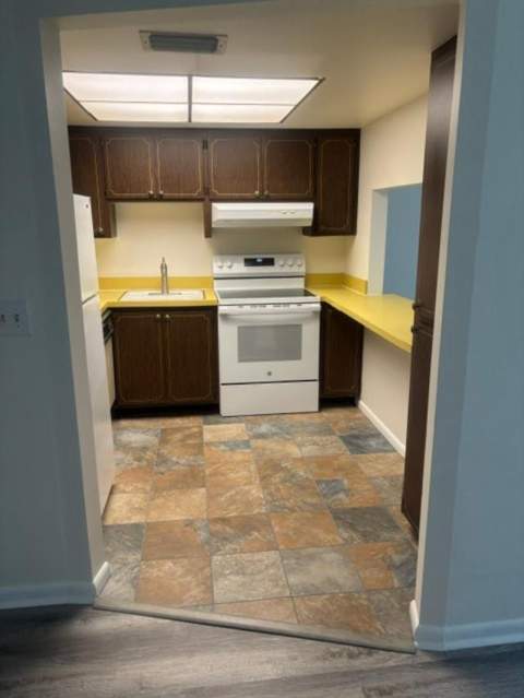 342 Southwind Drive #223, North Palm Beach FL - photo 7 of 20