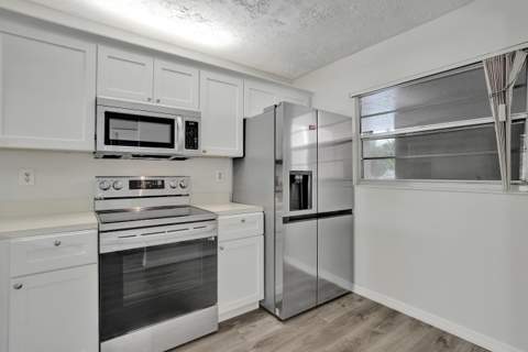 1920 SABAL PALM Drive #203, Davie FL - photo 6 of 46