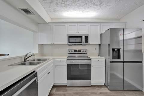 1920 SABAL PALM Drive #203, Davie FL - photo 8 of 46