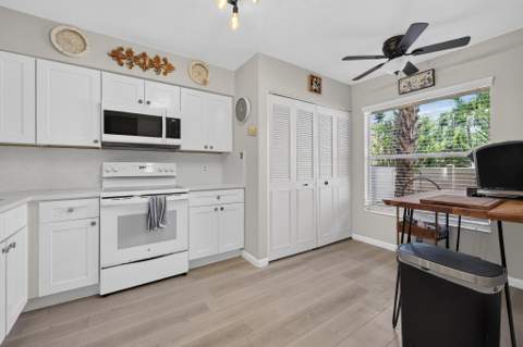 14527 Bonaire Boulevard #103, Delray Beach FL - photo 12 of 34