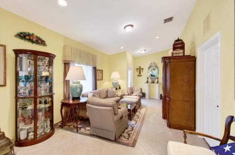 2323 Windjammer Way, West Palm Beach FL - photo 11 of 45