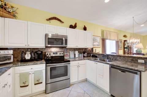 2323 Windjammer Way, West Palm Beach FL - photo 17 of 45