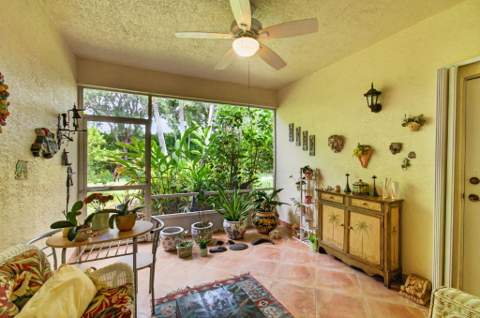 2323 Windjammer Way, West Palm Beach FL - photo 24 of 45