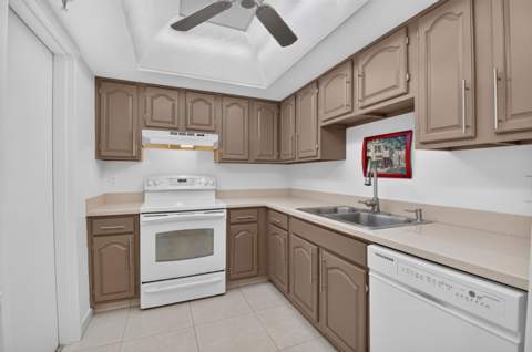 6895 Willow Wood Drive #1066, Boca Raton FL - photo 15 of 76