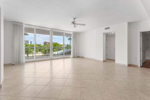 2051 SE 3rd Street #307, Deerfield Beach FL - photo 17 of 41