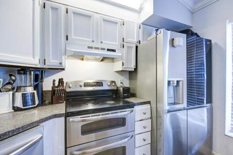 35 Cedar Circle, Boynton Beach FL - photo 12 of 38