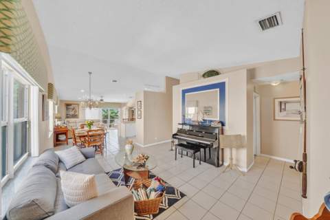 4255 NW 1st Drive, Deerfield Beach FL - photo 7 of 53
