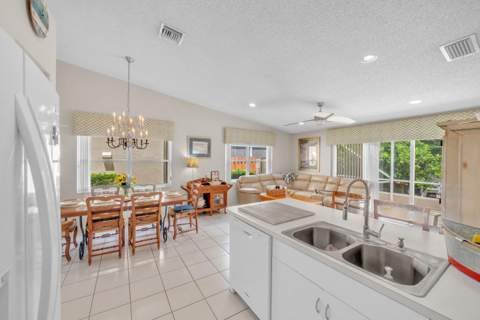 4255 NW 1st Drive, Deerfield Beach FL - photo 12 of 53