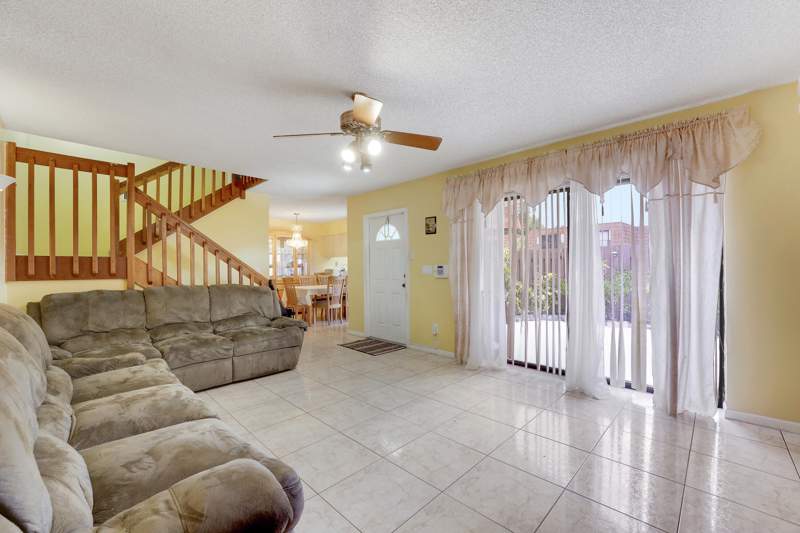 3 bedroom Townhouse at 8389 N Coral Circle, Woodville, North Lauderdale — photo 3
