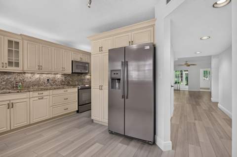 1606 Abaco Drive #A1, Coconut Creek FL - photo 7 of 26
