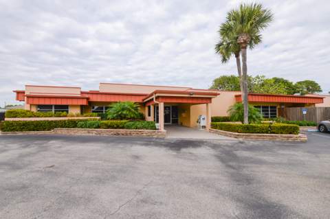 8 Lake Vista Trail, Port St. Lucie FL - photo 24 of 33
