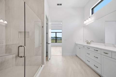 13689 SE Blackwood Drive, Port St. Lucie FL - photo 17 of 38