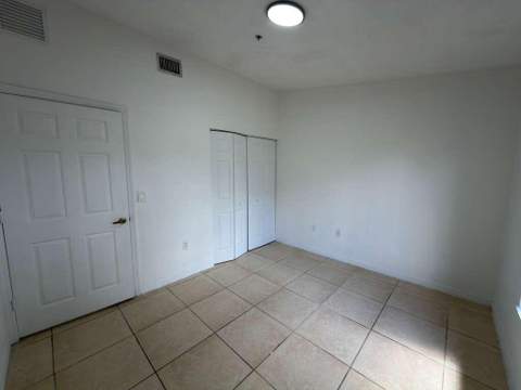 3842 SW 48th Avenue, Hollywood FL - photo 17 of 25