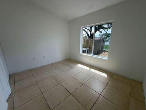 3842 SW 48th Avenue, Hollywood FL - photo 19 of 25