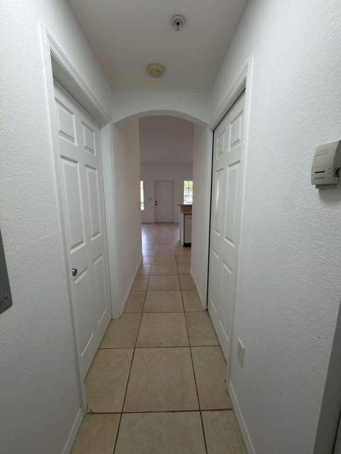 3842 SW 48th Avenue, Hollywood FL - photo 22 of 25
