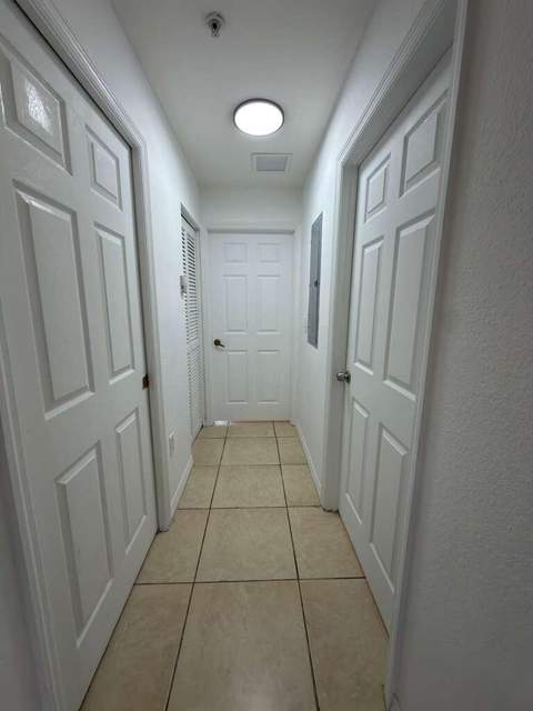 3842 SW 48th Avenue, Hollywood FL - photo 23 of 25