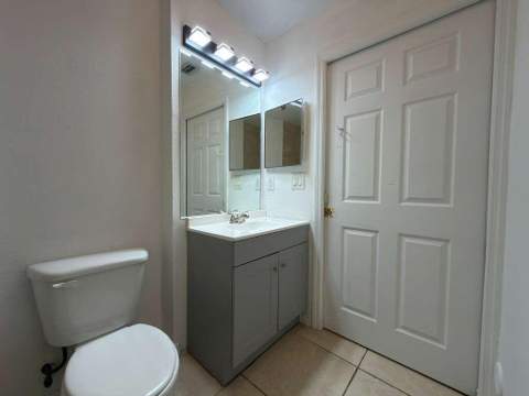 3842 SW 48th Avenue, Hollywood FL - photo 24 of 25